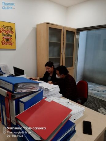 Tháo lắp bàn làm việc,tủ tài liệu văn phòng tại Mỗ Lao, Hà Đông