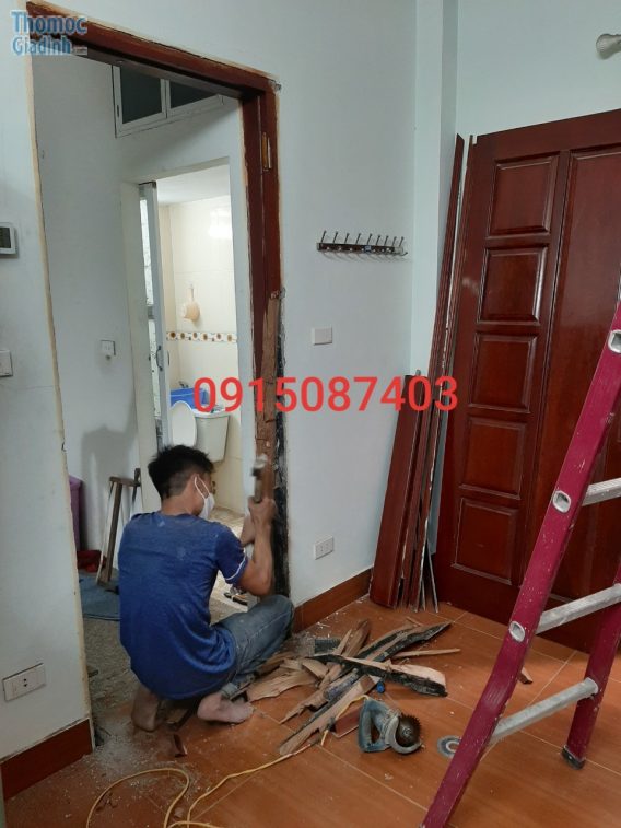 Tháo dỡ khung cửa gỗ tại nhà hà nội