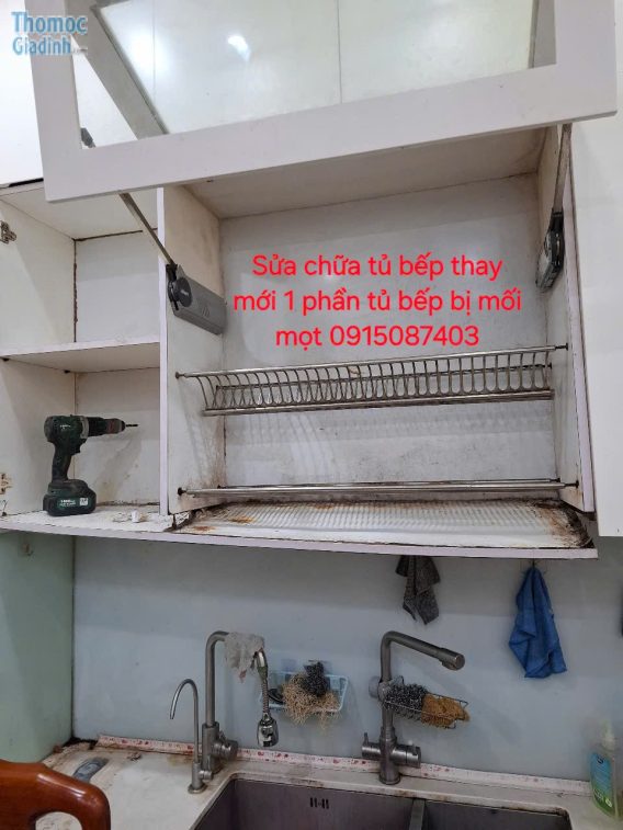 Sửa chữa tủ bếp bị mối mọt